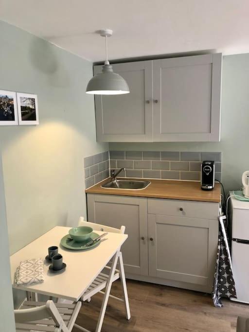 Quiet And Cosy Flat, Close To Bath Centre ภายนอก รูปภาพ